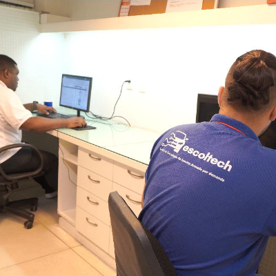 Equipe Escoltech - gestão de escolta armada
